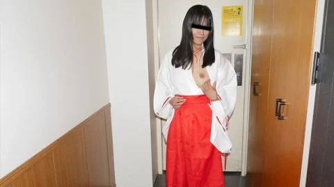 10MUSUME-010720-01 10musume-010720_01 — When I Called For A Delivery Health Service, She Came Dressed As A Shrine Maiden.