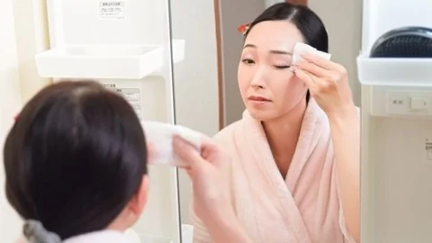 PACOPACOMAMA-070226-100 Pacopacomama-070226_100 — Natural Beauty : Ms. Sakura’s Real Face