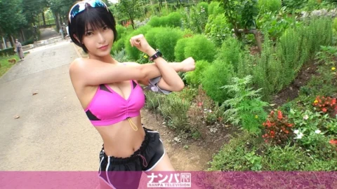 GANA-2344 Jogging Nampa 24 [Slender and Hidden Big Breasts] Picking up a boyish jogging girl running in a park in the middle of summer with that hand! Pretend to be nice and pour water! Get along and invite to the studio! While you are entertaining with a
